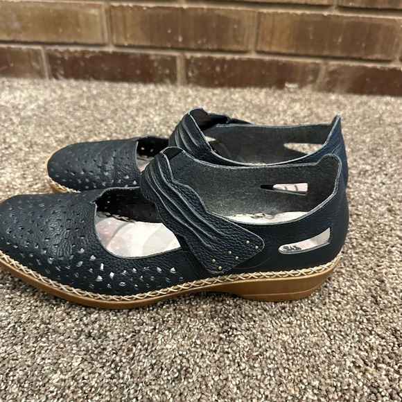 Rieker Navy Blue Perforated Leather Mary Jane Shoes Euro 40 - Picture 3 of 6